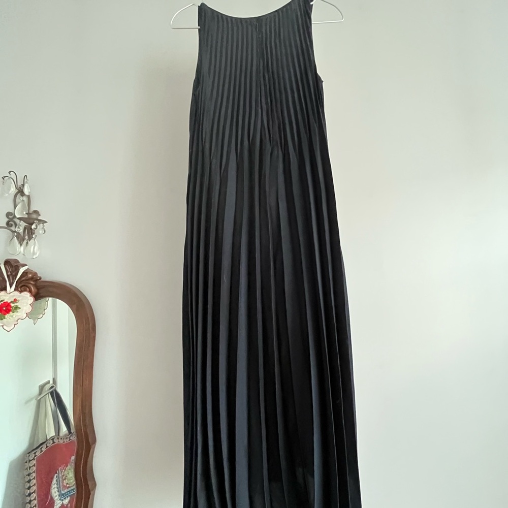 Vince Navy Pleated Sleeveless Gown